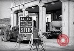 Standbild US-Zollbehörden bei Tijuana Grenze Tijuana Mexico, 1939, aus Sekunde 38 historischem Filmmaterial Videoclip 65675035921