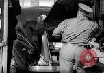 Standbild US-Zollbehörden bei Tijuana Grenze Tijuana Mexico, 1939, aus Sekunde 60 historischem Filmmaterial Videoclip 65675035921