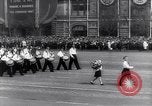 Immagine di La giornata del lavoro celebrazioni Mosca Russia Unione Sovietica, 1952, secondo 20 filmato di repertorio 65675035931