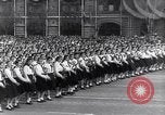 Immagine di La giornata del lavoro celebrazioni Mosca Russia Unione Sovietica, 1952, secondo 26 filmato di repertorio 65675035931