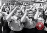 Standbild May Day Parade Polen, 1952, aus Sekunde 7 historischem Filmmaterial Videoclip 65675035932