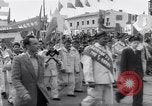Standbild May Day Parade Polen, 1952, aus Sekunde 24 historischem Filmmaterial Videoclip 65675035932
