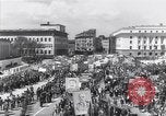 Standbild Mai Tag feiern Bulgarien, 1952, aus Sekunde 48 historischem Filmmaterial Videoclip 65675035933