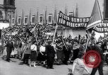 Standbild Mai Tag feiern Berlin East Deutschland, 1952, aus Sekunde 58 historischem Filmmaterial Videoclip 65675035935