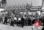 Standbild Mai Tag feiern Berlin East Deutschland, 1952, aus Sekunde 59 historischem Filmmaterial Videoclip 65675035935