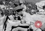 Standbild griechische Militär Soldaten an der Grenze Griechenland, 1948, aus Sekunde 23 historischem Filmmaterial Videoclip 65675035936