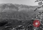 Standbild griechische Militär Soldaten an der Grenze Griechenland, 1948, aus Sekunde 32 historischem Filmmaterial Videoclip 65675035936