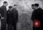Immagine di Generale Van Fleet Atene GRECIA, 1948, secondo 25 filmato di repertorio 65675035937