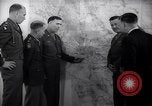 Immagine di Generale Van Fleet Atene GRECIA, 1948, secondo 27 filmato di repertorio 65675035937