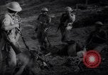 Image des soldats de l'Armée nationale gouvernementale de la Grèce Grèce, 1948, de la seconde 17 séquences d'archives historiques vidéo 65675035940