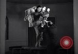 Immagine di Christian Dior New York United States USA, 1949, secondo 41 filmato di repertorio 65675035941