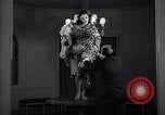 Immagine di Christian Dior New York United States USA, 1949, secondo 44 filmato di repertorio 65675035941
