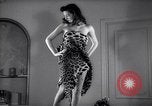 Immagine di Christian Dior New York United States USA, 1949, secondo 24 filmato di repertorio 65675035943