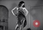 Immagine di Christian Dior New York United States USA, 1949, secondo 26 filmato di repertorio 65675035943