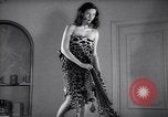 Immagine di Christian Dior New York United States USA, 1949, secondo 33 filmato di repertorio 65675035943