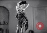 Immagine di Christian Dior New York United States USA, 1949, secondo 53 filmato di repertorio 65675035943