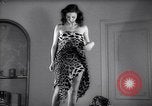 Immagine di Christian Dior New York United States USA, 1949, secondo 58 filmato di repertorio 65675035943