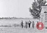 Standbild Die Unterschiede zwischen den Schulen der afrikanischen Amerikaner und Weiß South Carolina United States USA, 1936, aus Sekunde 20 historischem Filmmaterial Videoclip 65675035949