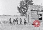 Standbild Die Unterschiede zwischen den Schulen der afrikanischen Amerikaner und Weiß South Carolina United States USA, 1936, aus Sekunde 24 historischem Filmmaterial Videoclip 65675035949