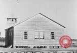 Standbild Die Unterschiede zwischen den Schulen der afrikanischen Amerikaner und Weiß South Carolina United States USA, 1936, aus Sekunde 34 historischem Filmmaterial Videoclip 65675035949