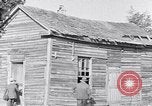 Standbild Die Unterschiede zwischen den Schulen der afrikanischen Amerikaner und Weiß South Carolina United States USA, 1936, aus Sekunde 60 historischem Filmmaterial Videoclip 65675035949