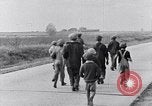 Standbild Schulbusse South Carolina United States USA, 1936, aus Sekunde 62 historischem Filmmaterial Videoclip 65675035953