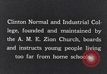 Standbild getrennten Wohn- schulen South Carolina United States USA, 1936, aus Sekunde 33 historischem Filmmaterial Videoclip 65675035955