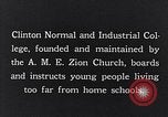 Standbild getrennten Wohn- schulen South Carolina United States USA, 1936, aus Sekunde 43 historischem Filmmaterial Videoclip 65675035955