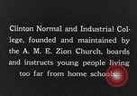 Standbild getrennten Wohn- schulen South Carolina United States USA, 1936, aus Sekunde 44 historischem Filmmaterial Videoclip 65675035955