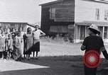 Standbild Schüler der getrennten negro Schule South Carolina United States USA, 1936, aus Sekunde 39 historischem Filmmaterial Videoclip 65675035960