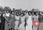 Standbild Schüler der getrennten negro Schule South Carolina United States USA, 1936, aus Sekunde 46 historischem Filmmaterial Videoclip 65675035960