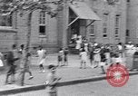 Standbild Brot Verteilung während der Großen Depression Tennessee United States USA, 1936, aus Sekunde 11 historischem Filmmaterial Videoclip 65675035962