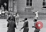 Standbild Brot Verteilung während der Großen Depression Tennessee United States USA, 1936, aus Sekunde 21 historischem Filmmaterial Videoclip 65675035962