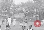 Standbild Brot Verteilung während der Großen Depression Tennessee United States USA, 1936, aus Sekunde 35 historischem Filmmaterial Videoclip 65675035962