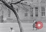 Standbild Brot Verteilung während der Großen Depression Tennessee United States USA, 1936, aus Sekunde 45 historischem Filmmaterial Videoclip 65675035962