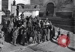 Standbild Wiederaufbau Sizilien während der alliierten Besatzung in Zweiten Weltkrieg Palermo Italien, 1943, aus Sekunde 8 historischem Filmmaterial Videoclip 65675035963