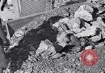 Standbild Wiederaufbau Sizilien während der alliierten Besatzung in Zweiten Weltkrieg Palermo Italien, 1943, aus Sekunde 43 historischem Filmmaterial Videoclip 65675035963