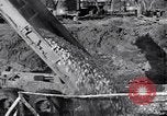 Standbild Wiederaufbau Sizilien während der alliierten Besatzung in Zweiten Weltkrieg Palermo Italien, 1943, aus Sekunde 47 historischem Filmmaterial Videoclip 65675035963