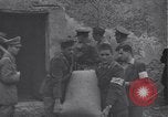 Standbild Schwarzmarkt in Italien während Zweiten Weltkrieg Italien, 1944, aus Sekunde 19 historischem Filmmaterial Videoclip 65675035965