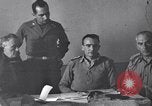 Standbild Schwarzmarkt in Italien während Zweiten Weltkrieg Italien, 1944, aus Sekunde 37 historischem Filmmaterial Videoclip 65675035965