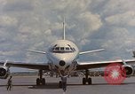 Standbild Ankunft der US Air Force Personal South Vietnam, 1966, aus Sekunde 38 historischem Filmmaterial Videoclip 65675035981