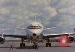 Standbild Ankunft der US Air Force Personal South Vietnam, 1966, aus Sekunde 39 historischem Filmmaterial Videoclip 65675035981