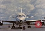 Standbild Ankunft der US Air Force Personal South Vietnam, 1966, aus Sekunde 42 historischem Filmmaterial Videoclip 65675035981
