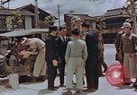 Standbild schwarz Marketing durch die Amerikaner Kyoto Japan, 1946, aus Sekunde 12 historischem Filmmaterial Videoclip 65675036007