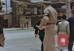 Standbild schwarz Marketing durch die Amerikaner Kyoto Japan, 1946, aus Sekunde 27 historischem Filmmaterial Videoclip 65675036007