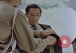 Standbild schwarz Marketing durch die Amerikaner Kyoto Japan, 1946, aus Sekunde 33 historischem Filmmaterial Videoclip 65675036007