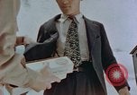 Standbild schwarz Marketing durch die Amerikaner Kyoto Japan, 1946, aus Sekunde 41 historischem Filmmaterial Videoclip 65675036007