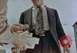 Standbild schwarz Marketing durch die Amerikaner Kyoto Japan, 1946, aus Sekunde 48 historischem Filmmaterial Videoclip 65675036007