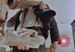 Standbild schwarz Marketing durch die Amerikaner Kyoto Japan, 1946, aus Sekunde 54 historischem Filmmaterial Videoclip 65675036007