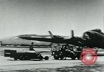 Standbild GB-4 Rakete angebracht mit dem Flugzeug United States USA, 1945, aus Sekunde 17 historischem Filmmaterial Videoclip 65675036009